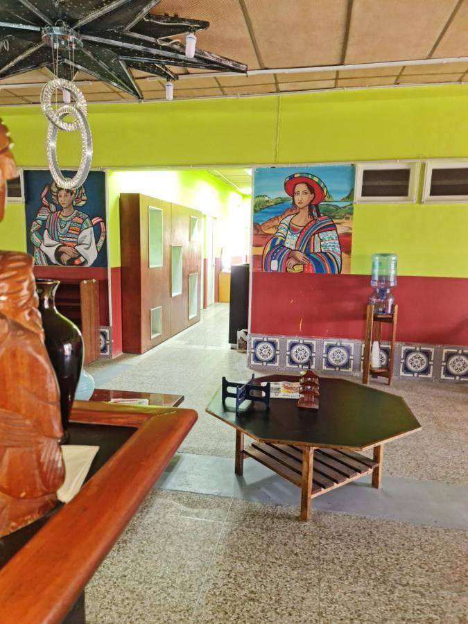 Hotel Kasa Kamelot Las Rosas Quetzaltenango Exterior foto